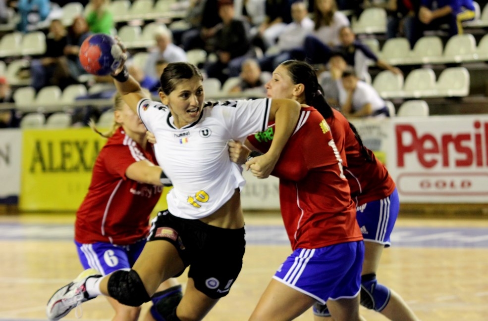 REMEMBER: Anii de succes ai handbalului feminin clujean – Ultimele două sezoane în cupele europene (IV)
