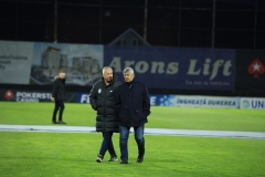 Dan-Petrescu-si-Mircea-Lucescu-Amical-pentru-pace-CFR-Cluj-vs-Dinamo-Kiev