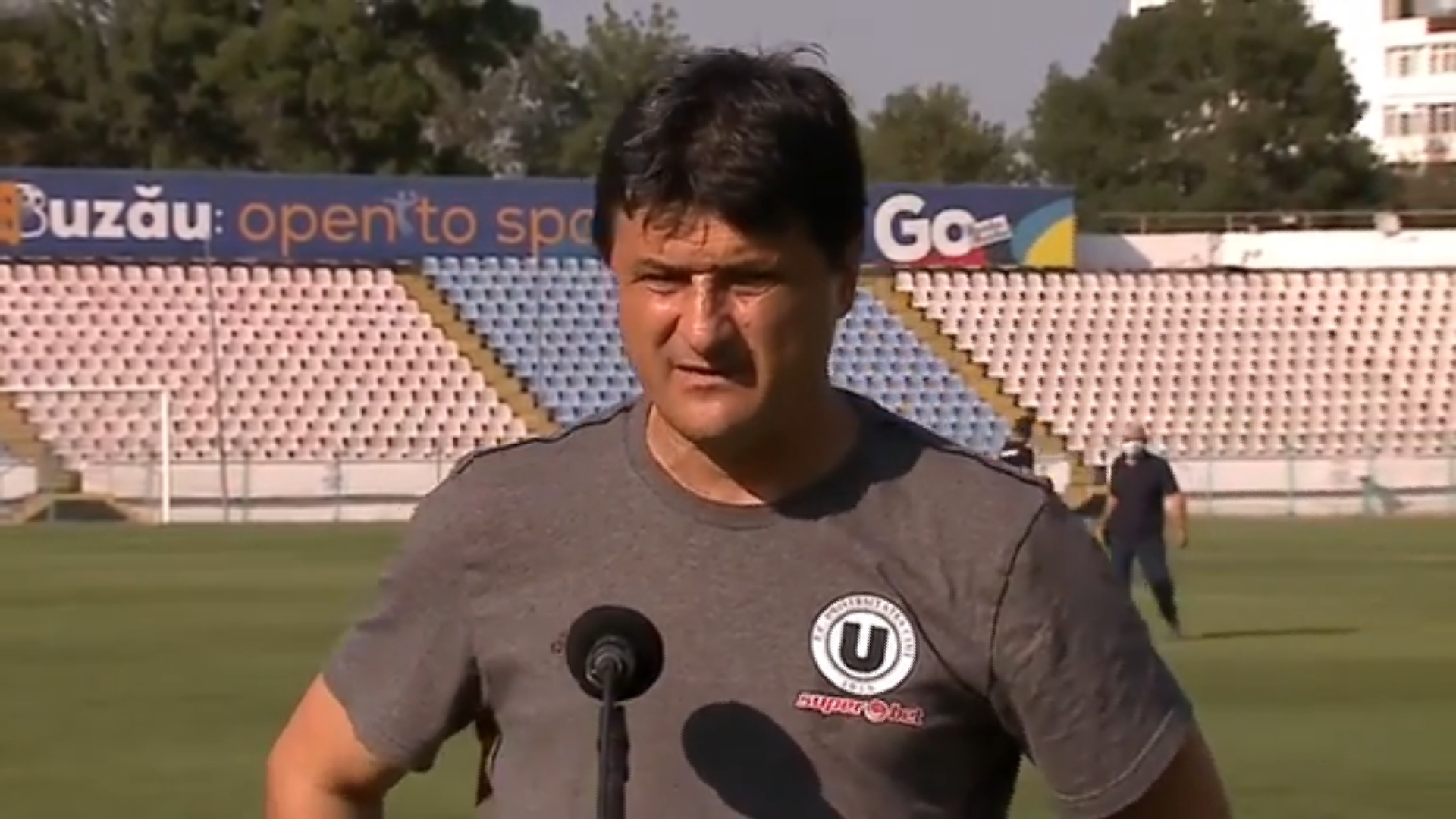 Falub, antrenor „U” Cluj, după eșecul de la Buzău: „Nu îmi este teamă că voi fi schimbat.