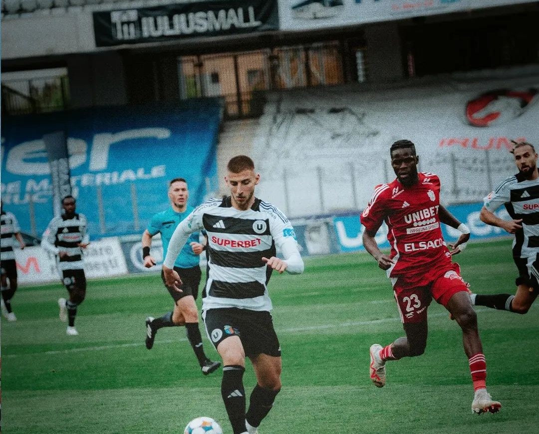 Criza se adâncește la  „U” Cluj. „Șepcile roșii” surclasate de liderul Botoșani și nu mai găsește drumul spre victorie în era Sabău