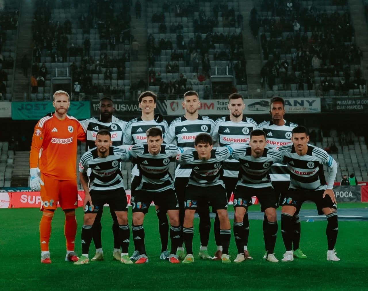 Remiză muncită pentru „U” Cluj în fața Craiovei! Gertmonas, „îngerul păzitor” dintre buturile „șepcilor roșii”!